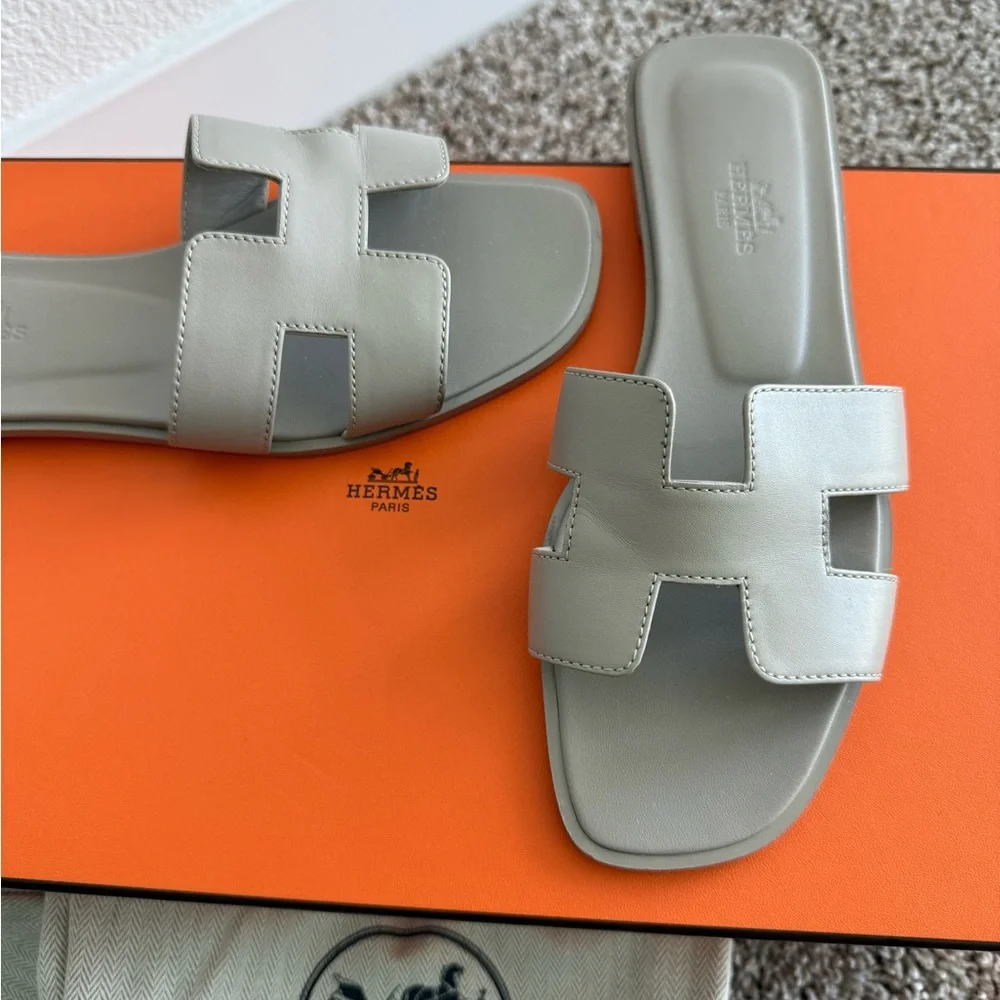 100% Authentic HERMES ORAN sandals size 37 - Picture 3 of 6